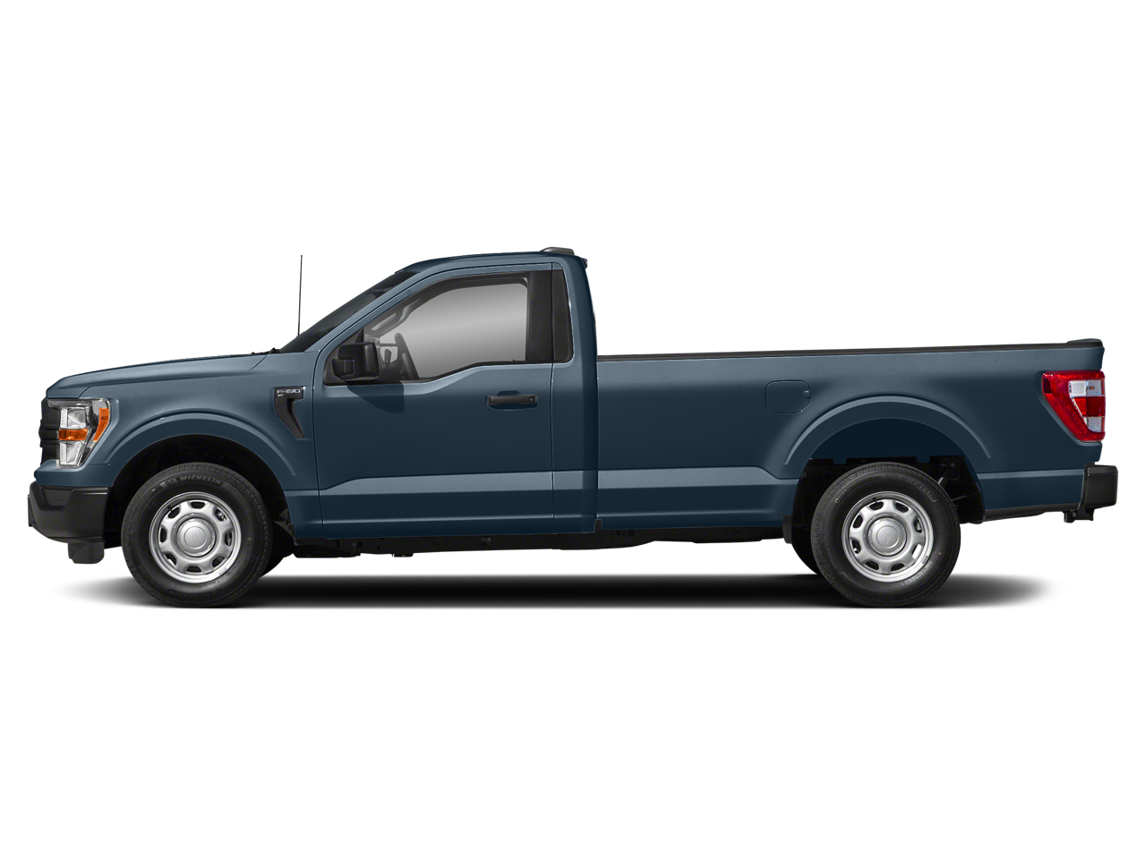 2022 Ford F-150 XL photo 2