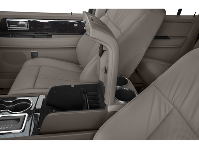 2015 Lincoln Navigator L Base