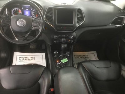 2020 Jeep Cherokee Trailhawk