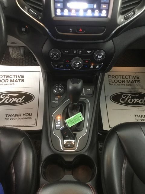 2020 Jeep Cherokee Trailhawk