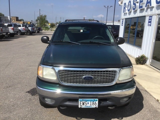 Used 2000 Ford Expedition  with VIN 1FMPU16L3YLC10317 for sale in Roseau, Minnesota