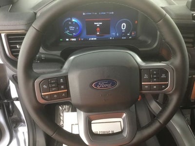 2025 Ford F-150 Lightning Lariat