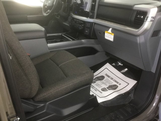 2027 Ford F-350SD XLT