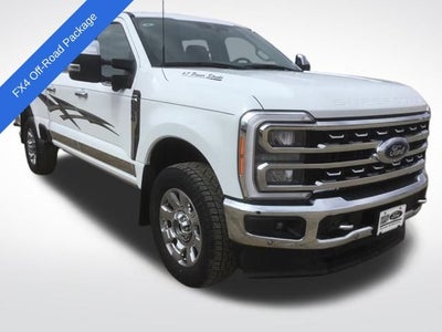 2023 Ford F-350SD Lariat