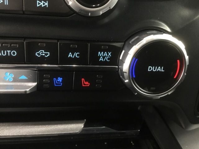 2023 Ford F-350SD Lariat