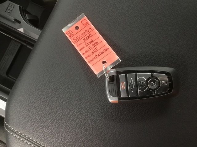 2025 Ford F-350SD XLT