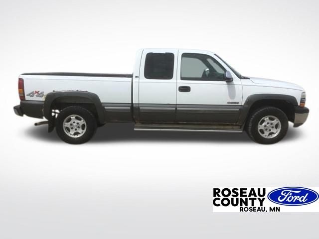 2000 Chevrolet Silverado 1500 LS