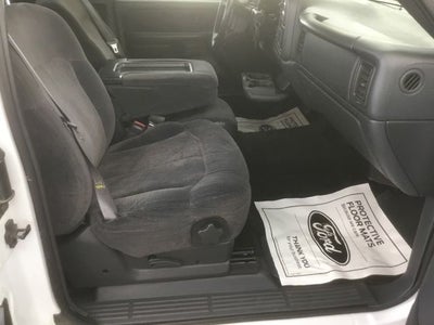 2000 Chevrolet Silverado 1500 LS