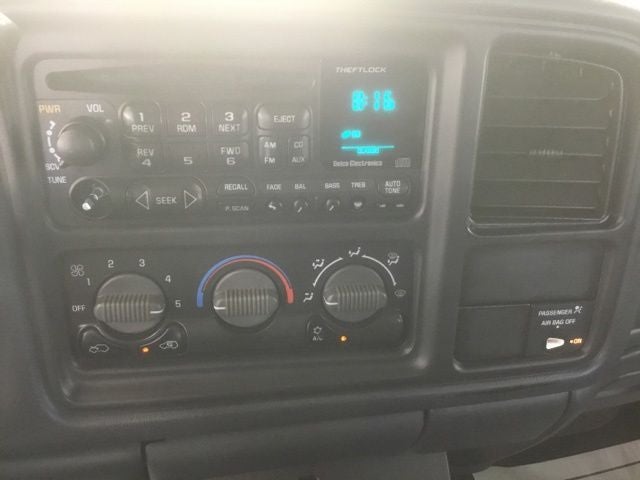 2000 Chevrolet Silverado 1500 LS