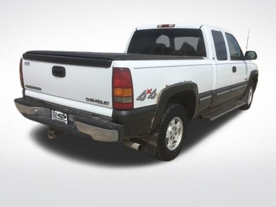 2000 Chevrolet Silverado 1500 LS