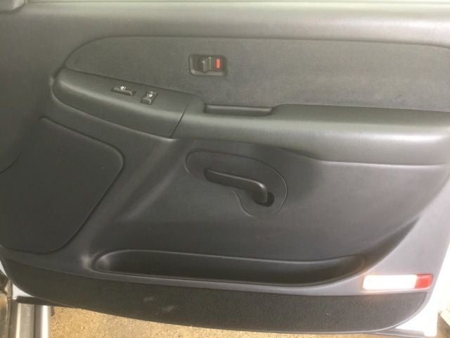 2000 Chevrolet Silverado 1500 LS