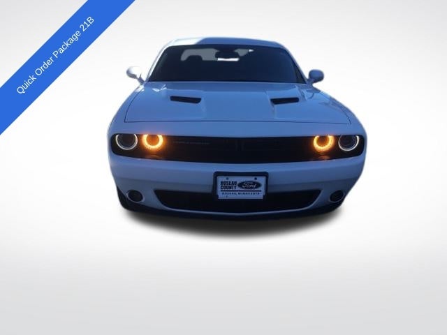 Used 2018 Dodge Challenger GT with VIN 2C3CDZGG8JH257532 for sale in Roseau, Minnesota