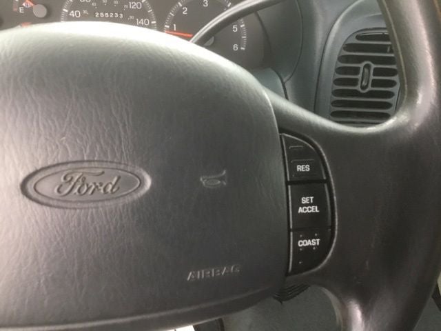 1998 Ford F-150 XLT