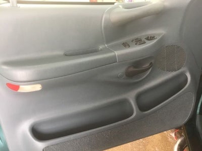 1998 Ford F-150 XLT