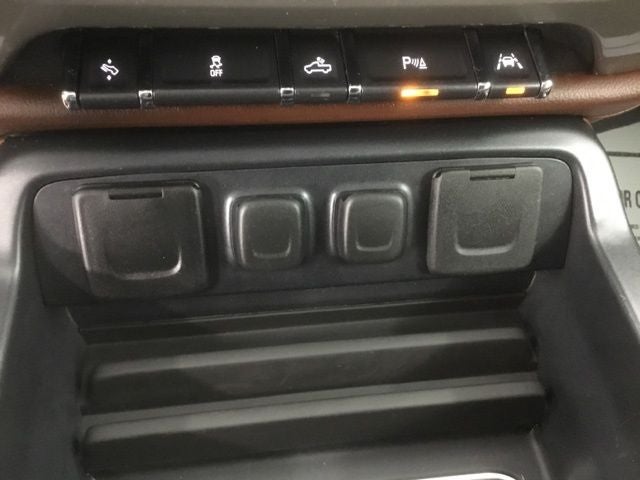 2017 Chevrolet Silverado 1500 High Country