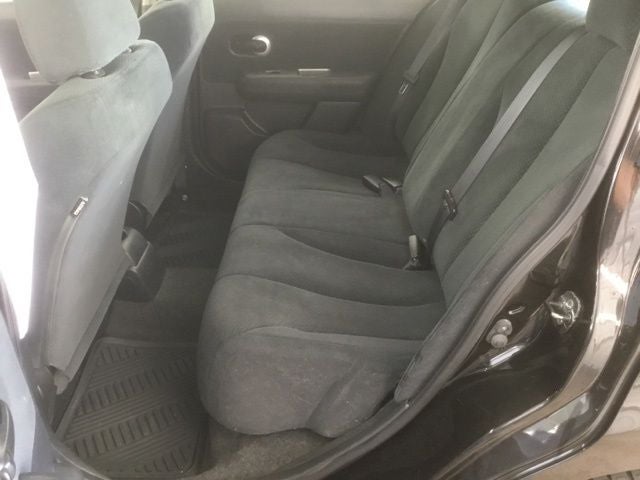 2011 Nissan Versa 1.8 S