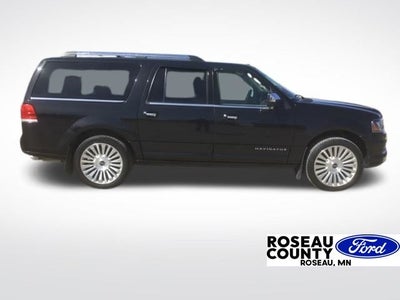 2015 Lincoln Navigator L Base