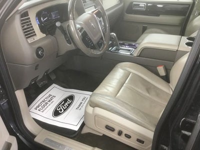 2015 Lincoln Navigator L Base