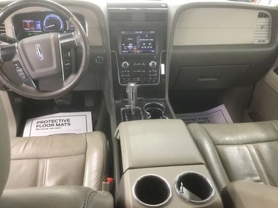 2015 Lincoln Navigator L Base
