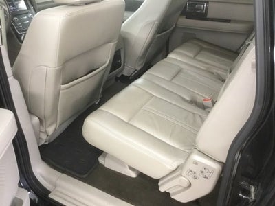 2015 Lincoln Navigator L Base