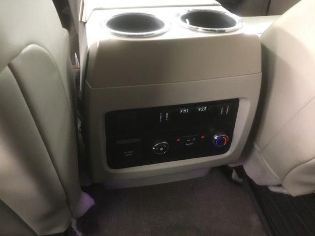 2015 Lincoln Navigator L Base