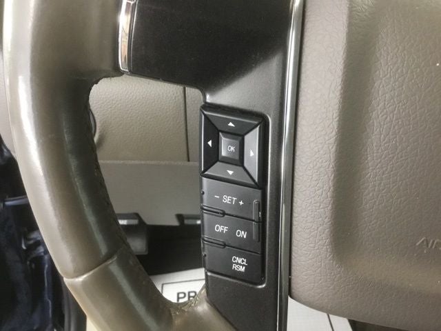 2015 Lincoln Navigator L Base