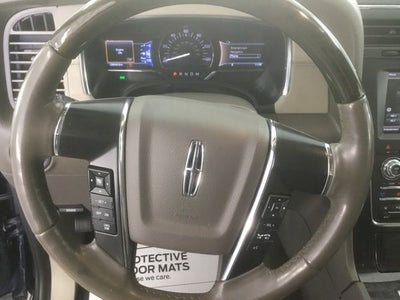 2015 Lincoln Navigator L Base