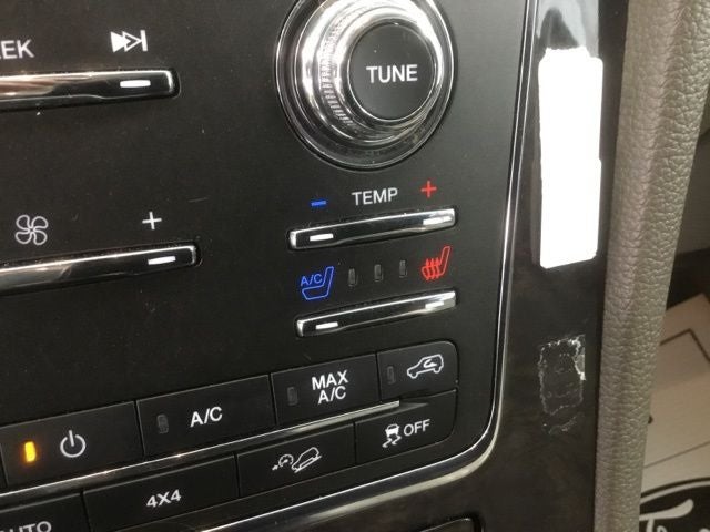 2015 Lincoln Navigator L Base