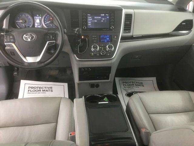 2020 Toyota Sienna XLE Premium 7 Passenger