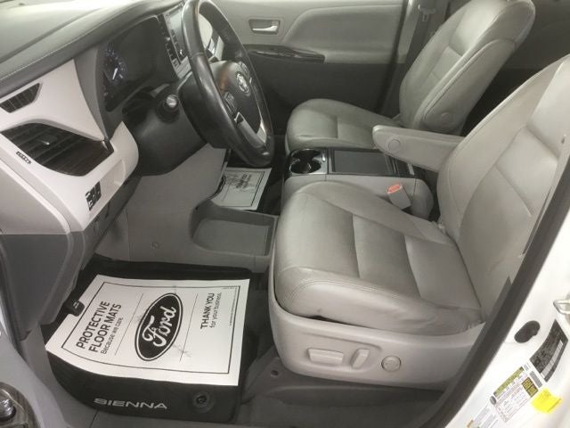 2020 Toyota Sienna XLE Premium 7 Passenger