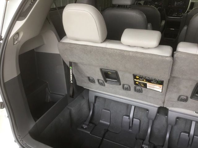 2020 Toyota Sienna XLE Premium 7 Passenger