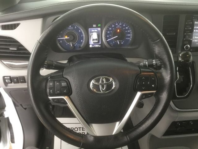 2020 Toyota Sienna XLE Premium 7 Passenger