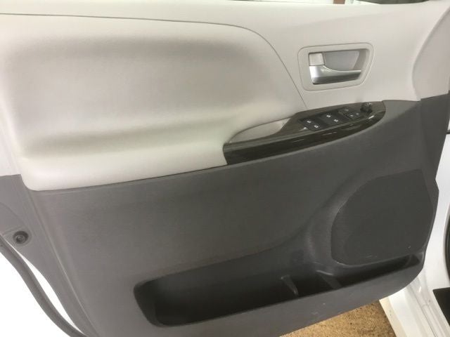 2020 Toyota Sienna XLE Premium 7 Passenger