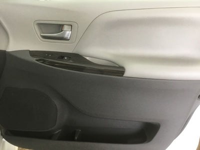 2020 Toyota Sienna XLE Premium 7 Passenger