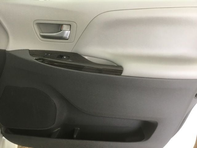 2020 Toyota Sienna XLE Premium 7 Passenger